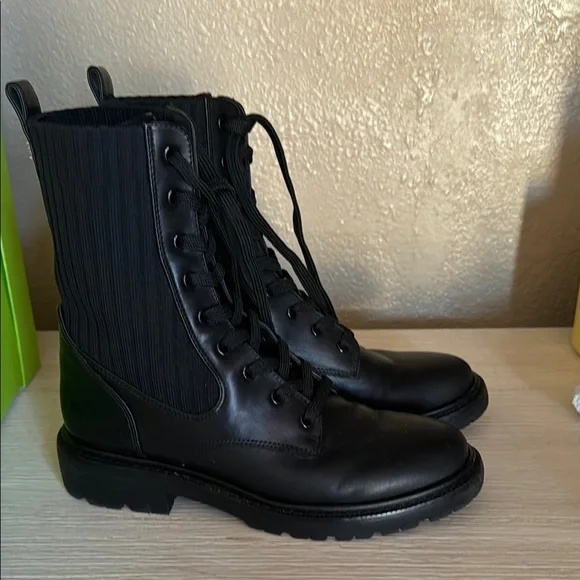 Combat Boots - Picture 4 of 8
